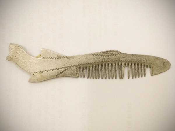 Điềm báo gãy lược theo yếu tố tâm linh